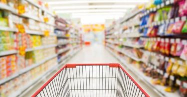 Los consumidores Su evolución en las compras y en el sector minorista en la era tecnológica