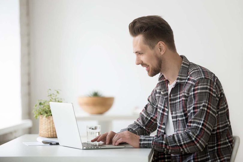 Microsoft ofrece capacitaciones gratuitas para aprender sobre programación
