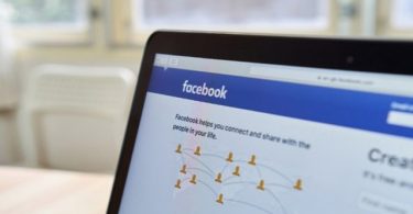 Facebook cerrará su función de live shopping en octubre