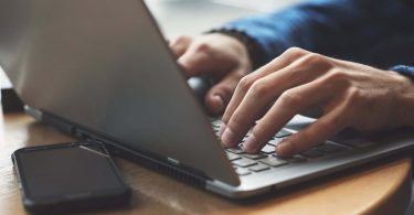 Uso de internet desde una conexión fija subió a 45.9% en el 2021, señalo Osiptel