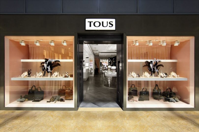 TOUS